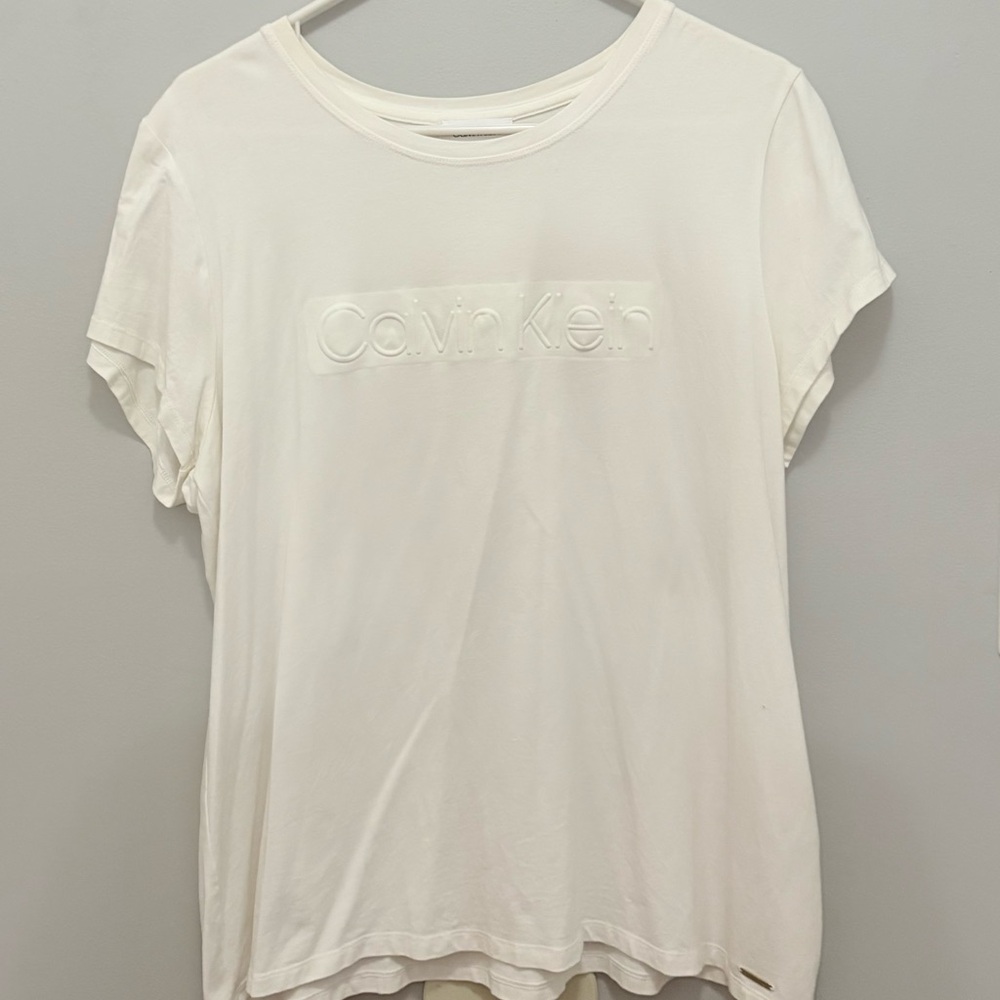 Calvin Klein Women's Cream Short Sleeve Tee